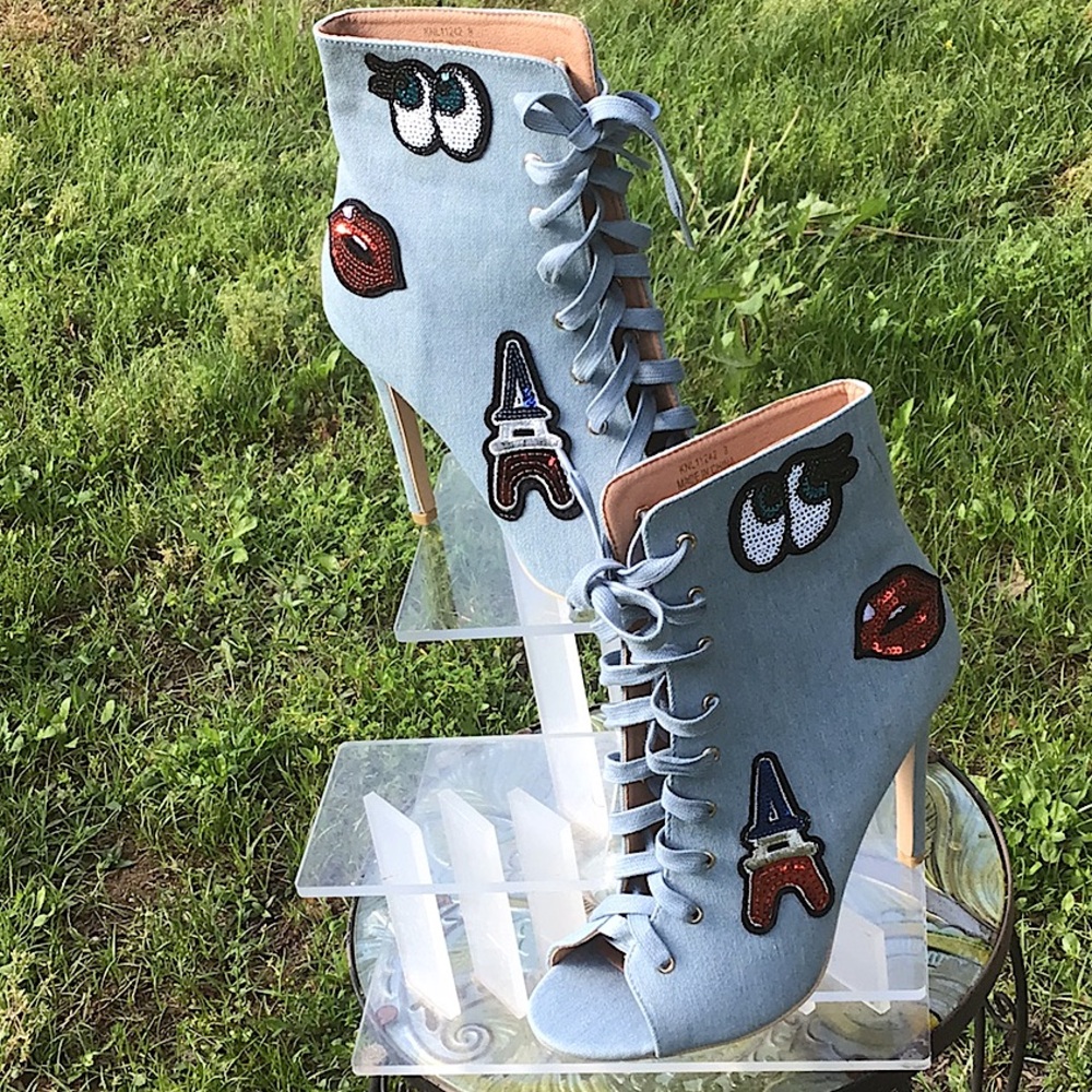 Elegant Collection Stylish Blue Denim Lace-Up Peep Toe Ankle Boots W/Fun Patches